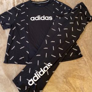 Adidas - XL - Black & White legging set